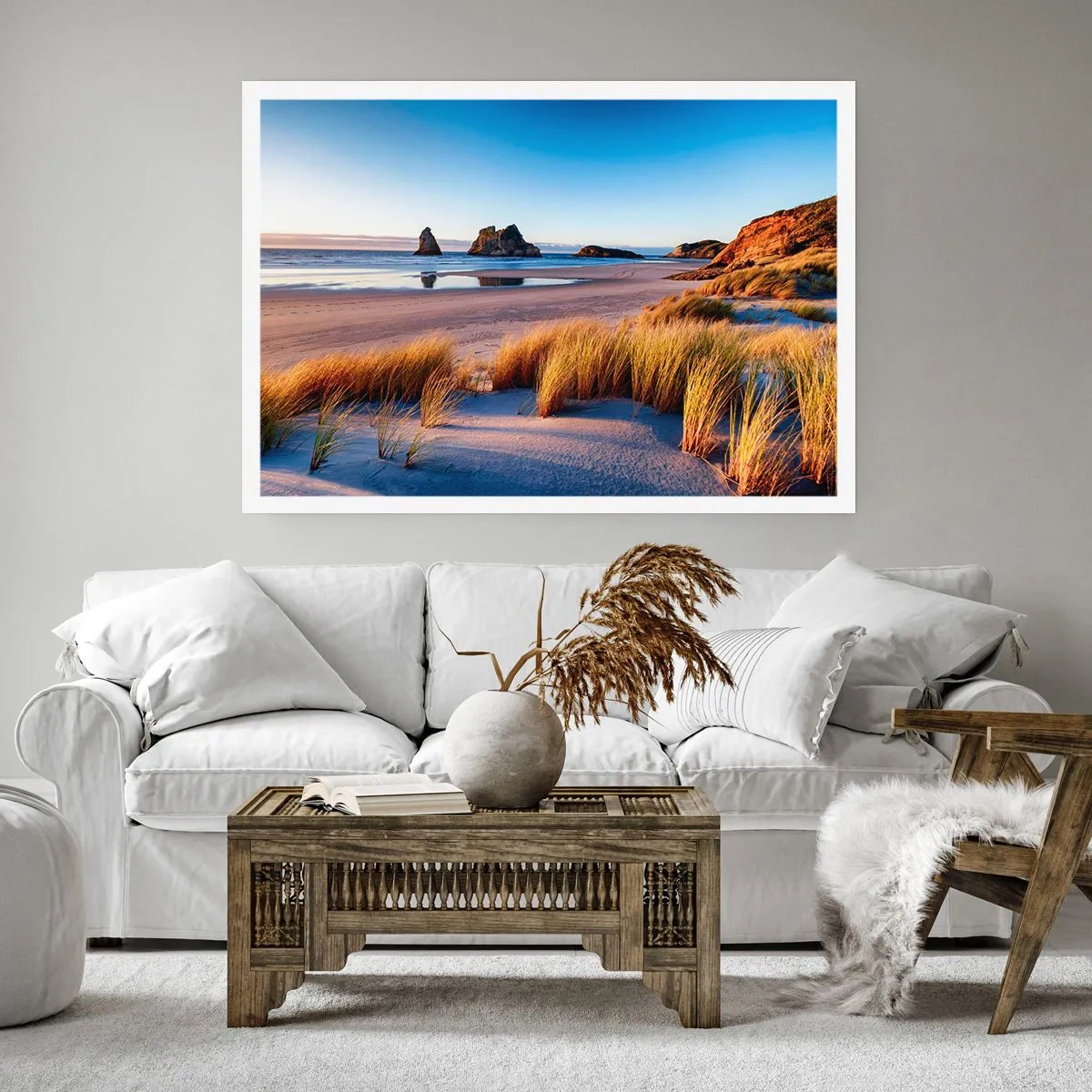 Poster - Ein malerischer Strand mit Blick auf die Felsen und das Meer bei Sonnenuntergang - 100x70cm - Für Friedenssuchende - Moderne Wanddekoration für Wohnzimmer und Schlafzimmer ARTTOR