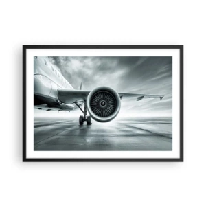 Poster in einem schwarzem Rahmen - Das Düsentriebwerk eines Flugzeugs auf dem Rollfeld - 70x50cm - Die Macht ist da! - Moderne Wanddekoration für Wohnzimmer und Schlafzimmer ARTTOR