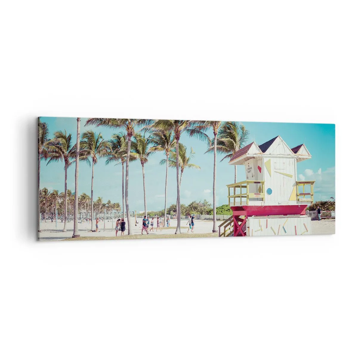 Bild auf Leinwand - Leinwandbild - Ein Strand mit Palmen und einem Rettungsschwimmerturm im Hintergrund - 140x50cm - Dir steht ein schöner Tag bevor - Moderne Wanddekoration für Wohnzimmer und Schlafzimmer ARTTOR