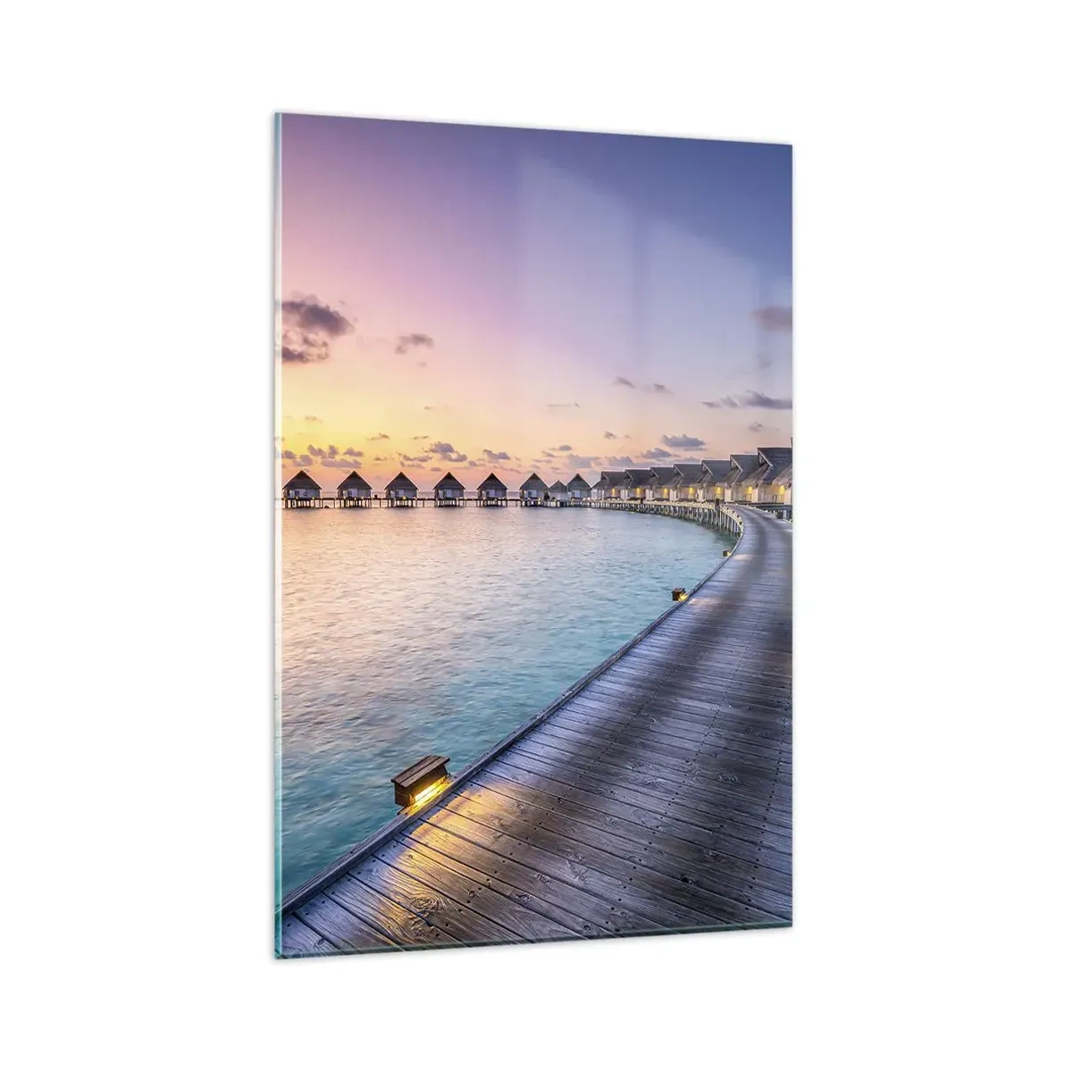 Glasbild - Bild auf glas - Der Pier, der bei Sonnenuntergang zu den Cottages am Wasser führt - 80x120cm - Urlaub - zurück zu den Quellen - Moderne Wanddekoration für Wohnzimmer und Schlafzimmer ARTTOR