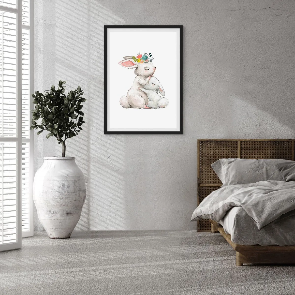 Poster in einem schwarzem Rahmen - Zwei Hasen in einer Umarmung mit einem Blumenkranz auf dem Kopf - 50x70cm - Bei Mama ist's am schönsten - Moderne Wanddekoration für Wohnzimmer und Schlafzimmer ARTTOR