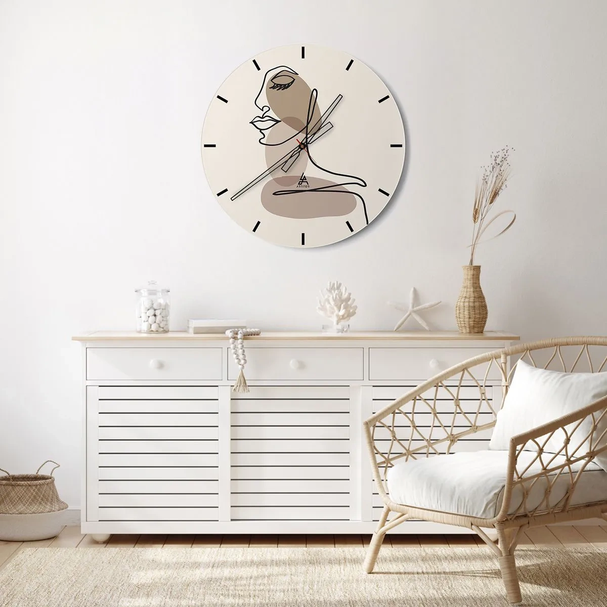 Wanduhr - Glasuhr - Das Gesicht einer Frau im Umriss auf beigem Hintergrund mit Farbflecken. - 30x30cm - Sich selbst zugehört - Moderne Wanddekoration für Wohnzimmer, Küche und Schlafzimmer ARTTOR