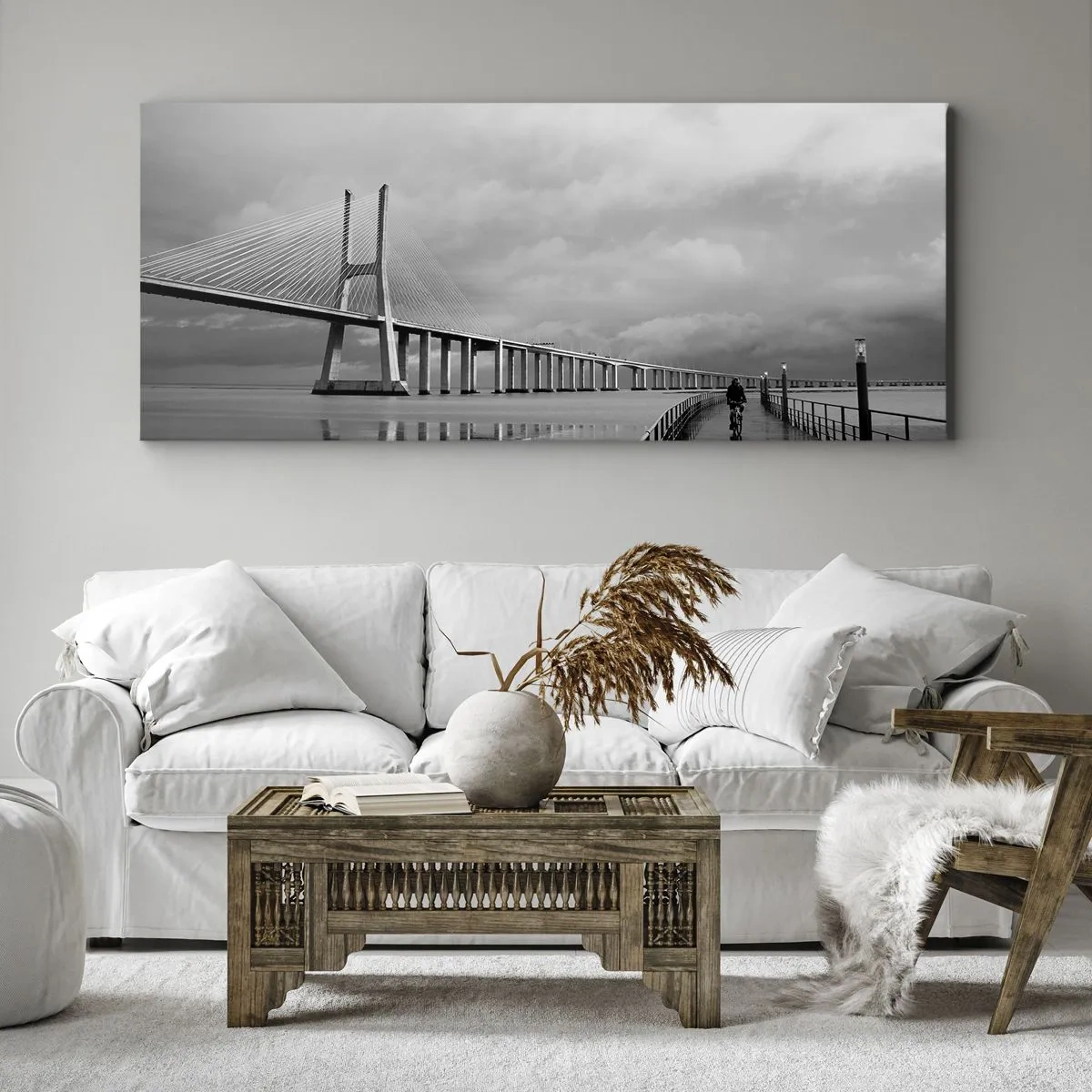Bild auf Leinwand - Leinwandbild - Eine Hängebrücke über dem Wasser in Schwarz und Weiß - 160x50cm - Jedem das Verdiente - Moderne Wanddekoration für Wohnzimmer und Schlafzimmer ARTTOR
