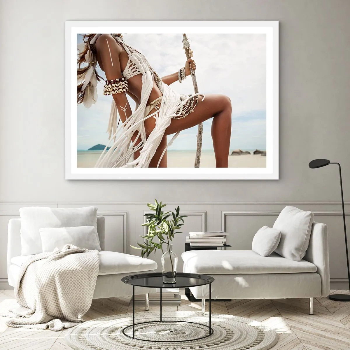 Poster in einem weißen Rahmen - Eine Priesterin der Sonne - 100x70 cm