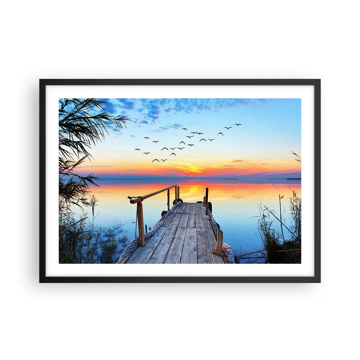 Poster in einem schwarzem Rahmen - Holzsteg über dem See bei Sonnenuntergang - 70x50cm - Es ist Zeit, zurückzukehren ... - Moderne Wanddekoration für Wohnzimmer und Schlafzimmer ARTTOR