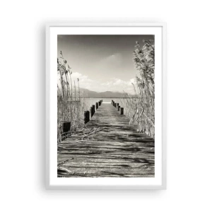 Poster in einem weißen Rahmen - In der Stille des Grases - 50x70 cm