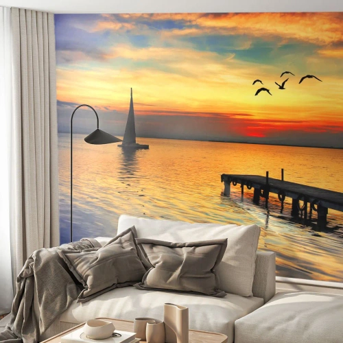 Fototapete Premium Sand - Abendrückkehr - Landschaft, Segelboot, Sonnenuntergang - 250x175 cm