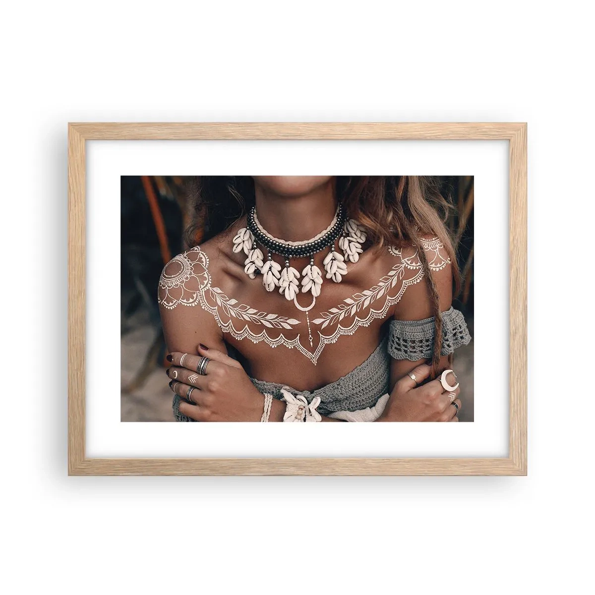 Poster in einem Rahmen aus heller Eiche - Talismane, Rituale der Weiblichkeit - 40x30 cm