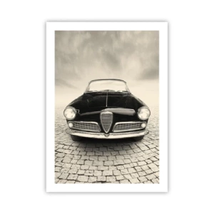 Poster - Die Front eines Oldtimers auf einer Kopfsteinpflasterstraße - 50x70cm - Man muss mich einfach lieben - Moderne Wanddekoration für Wohnzimmer und Schlafzimmer ARTTOR