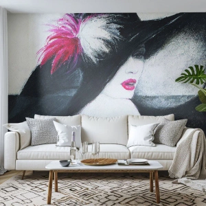 Fototapete Premium Sand - Stilvolle Frau mit großem Hut und Feder - 100x70cm - Immer ein Geheimnis - Moderne Wanddekoration für Wohnzimmer und Schlafzimmer ARTTOR