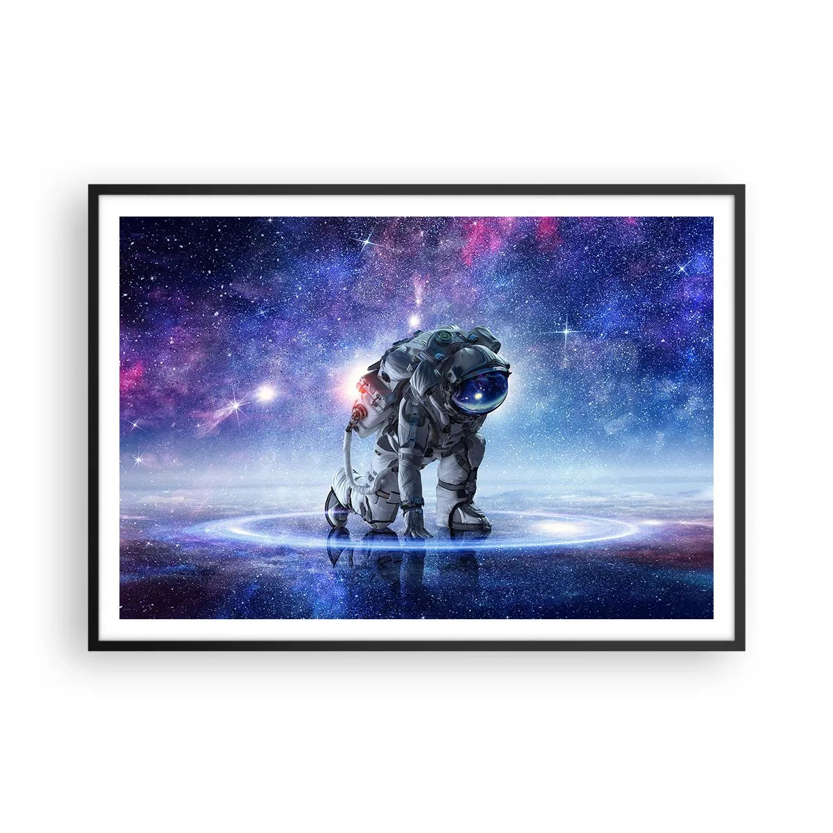 Poster in einem schwarzem Rahmen - Astronaut in einer galaktischen Landschaft - 100x70cm - Der Sternenhimmel über mir - Moderne Wanddekoration für Wohnzimmer und Schlafzimmer ARTTOR