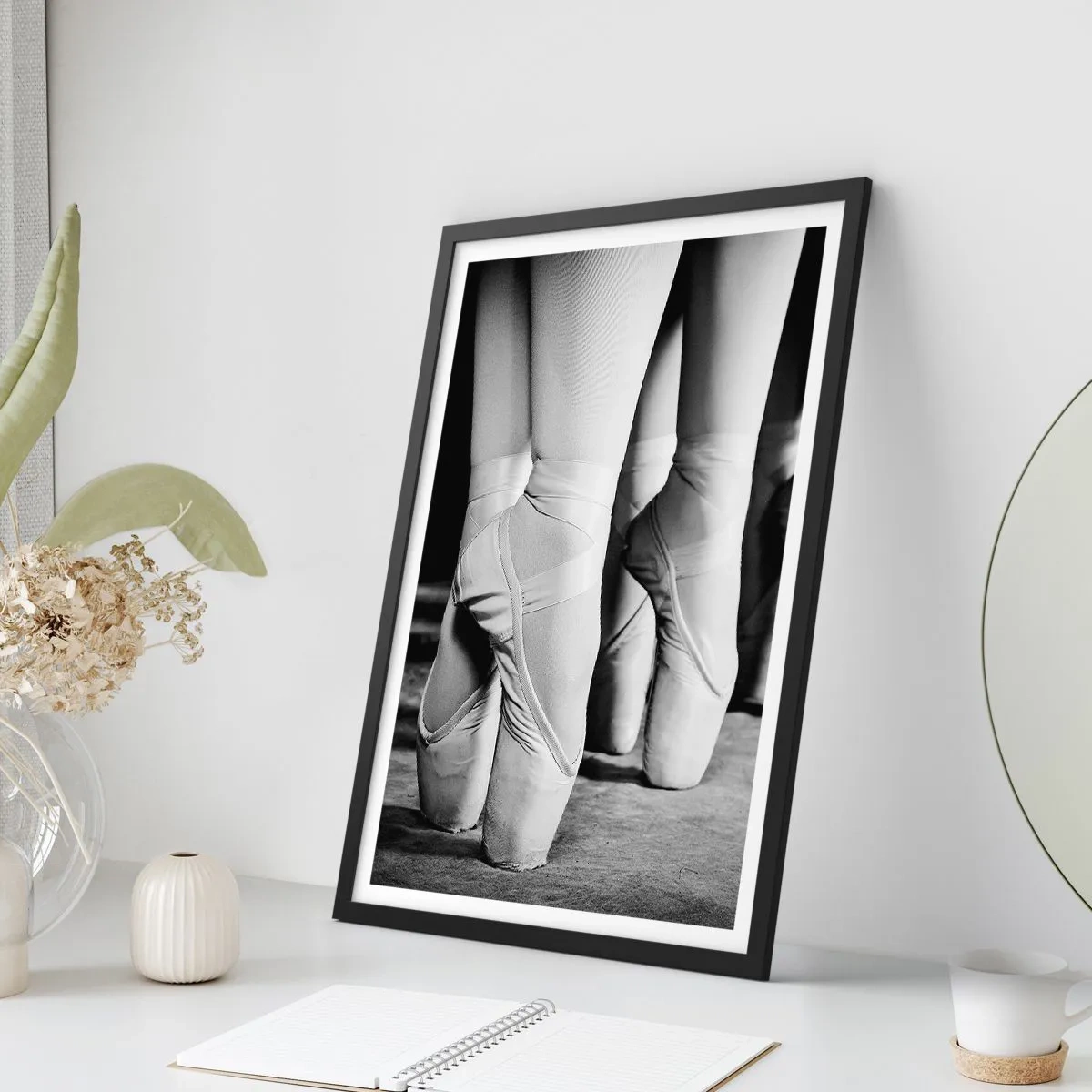 Poster in einem schwarzem Rahmen - Gemeinsam, leicht - 70x100 cm