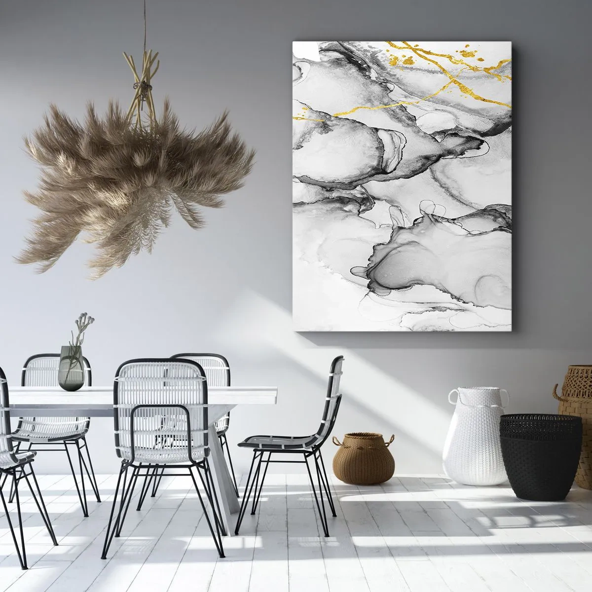 Bild auf Leinwand - Leinwandbild - Abstrakte schwarz-weiße Muster mit goldenen Akzenten - 80x120cm - Komposition mit Goldmotiv - Moderne Wanddekoration für Wohnzimmer und Schlafzimmer ARTTOR