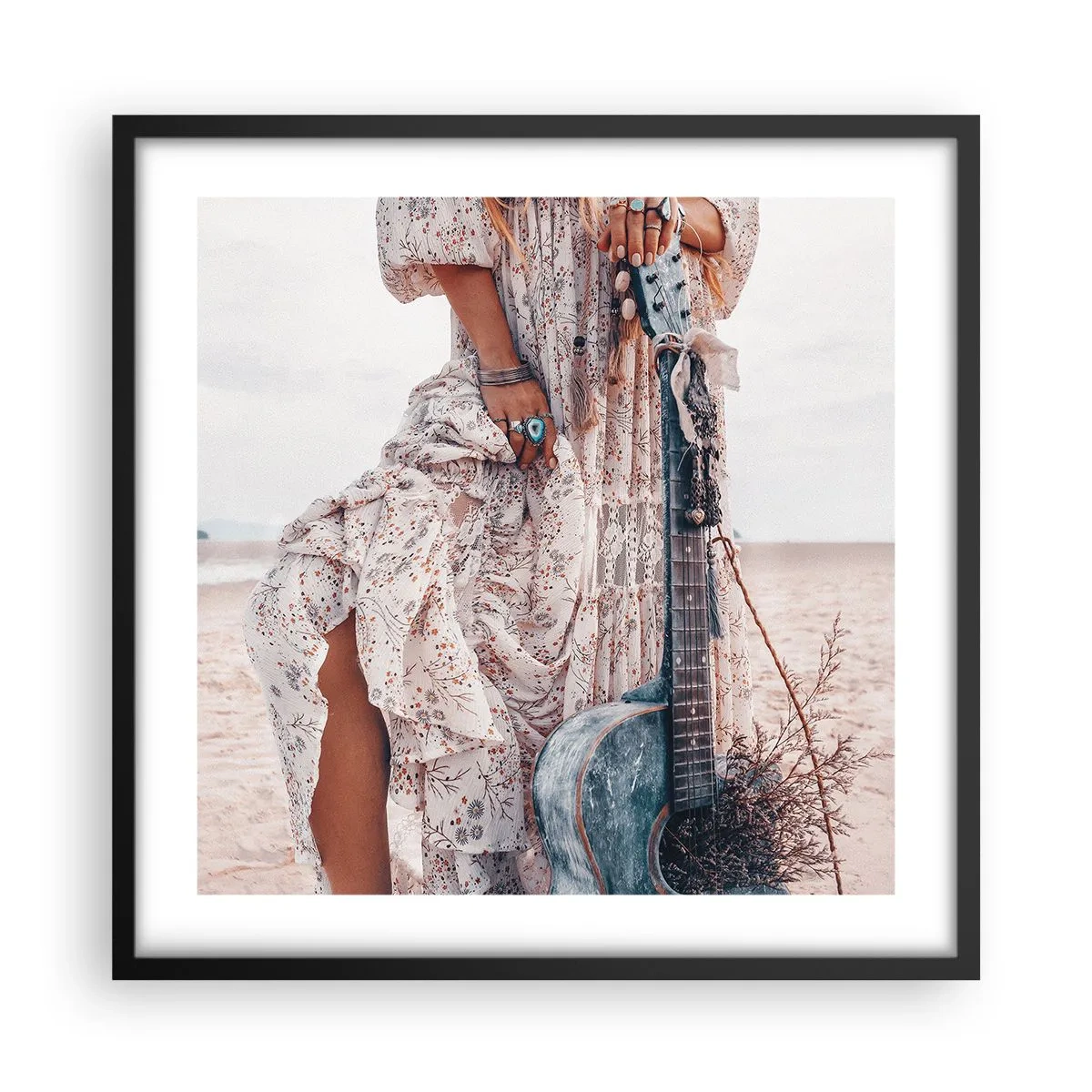 Poster in einem schwarzem Rahmen - Kinderblumen auf dem Weg - 50x50 cm