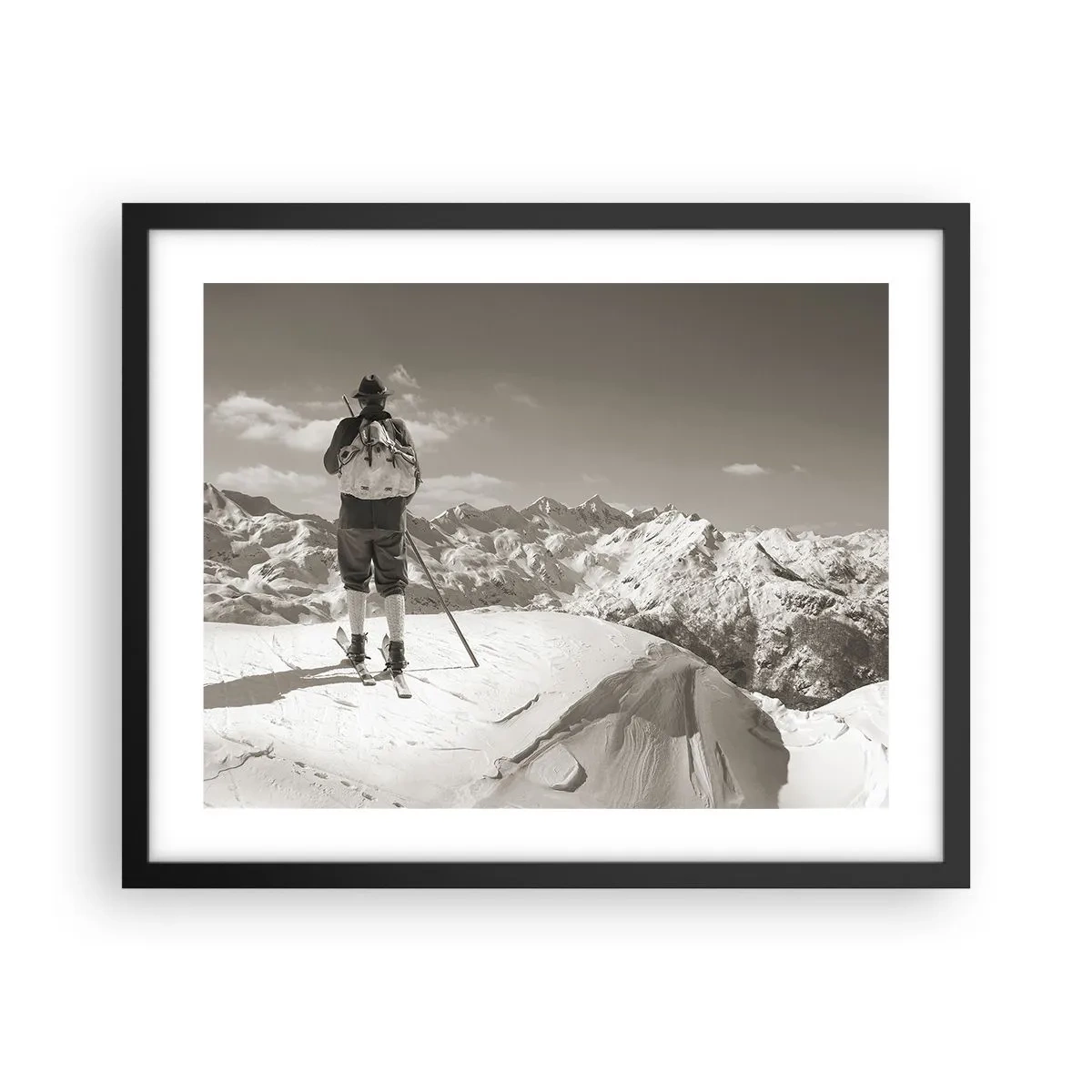Poster in einem schwarzem Rahmen - Und die Berge bleiben unverändert - 50x40 cm