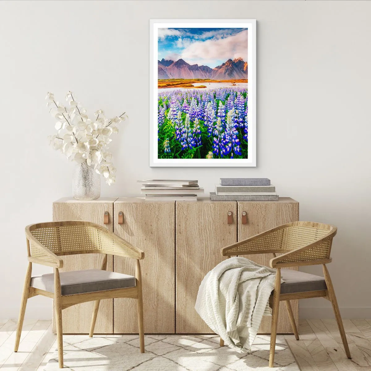 Poster in einem weißen Rahmen - Kraft und Strenge neben Sanftmut - 30x40 cm