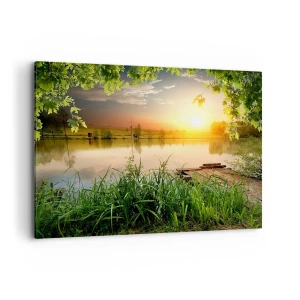 Bild auf Leinwand - Leinwandbild - Grüne Landschaft mit einem See bei Sonnenuntergang - 120x80cm - Landschaft in einem grünen Rahmen - Moderne Wanddekoration für Wohnzimmer und Schlafzimmer ARTTOR