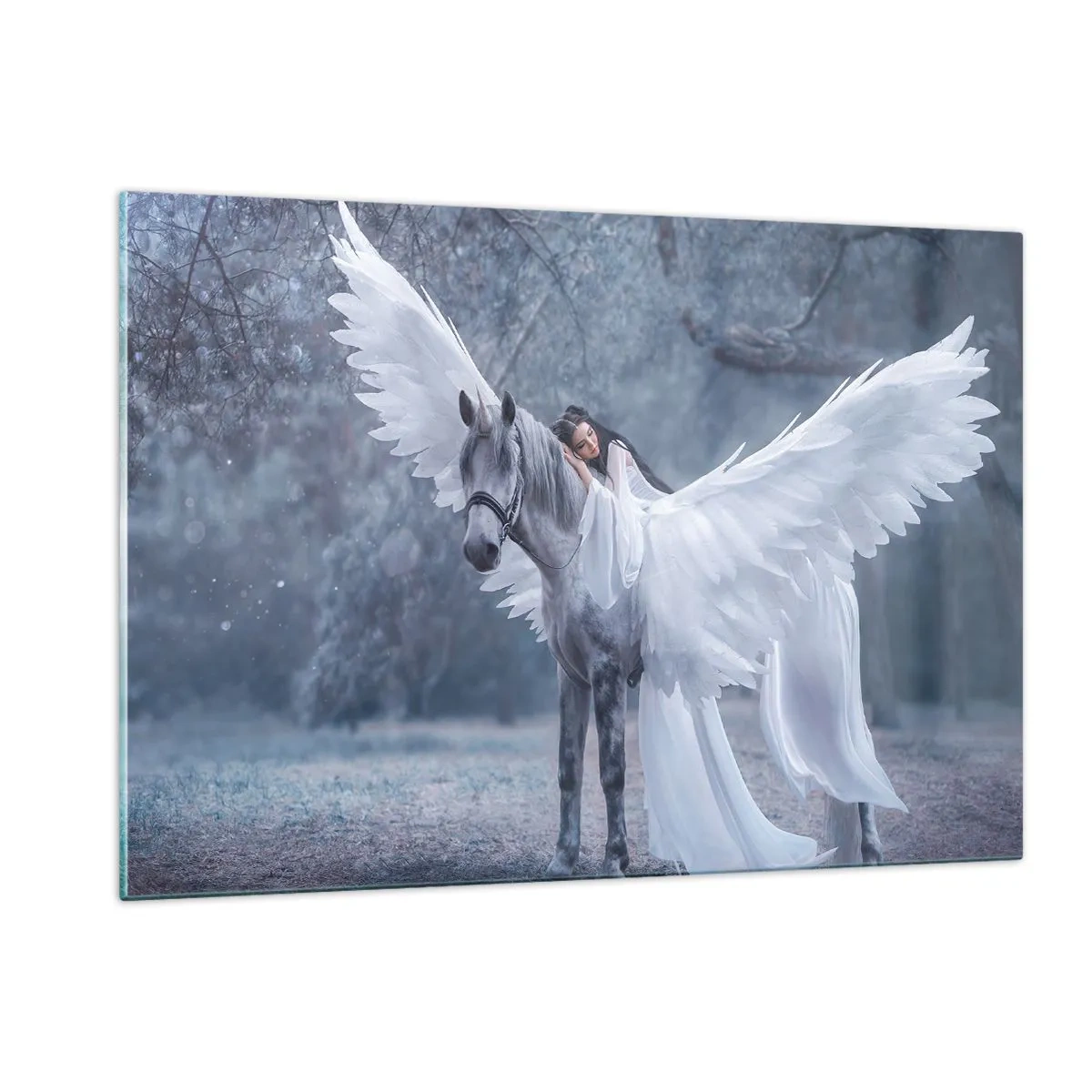 Glasbild - Bild auf glas - Pegasus mit weißen Flügeln und eine Frau in einem Kleid in einem mystischen Wald - 120x80cm - Ein inspirierter Moment - Moderne Wanddekoration für Wohnzimmer und Schlafzimmer ARTTOR