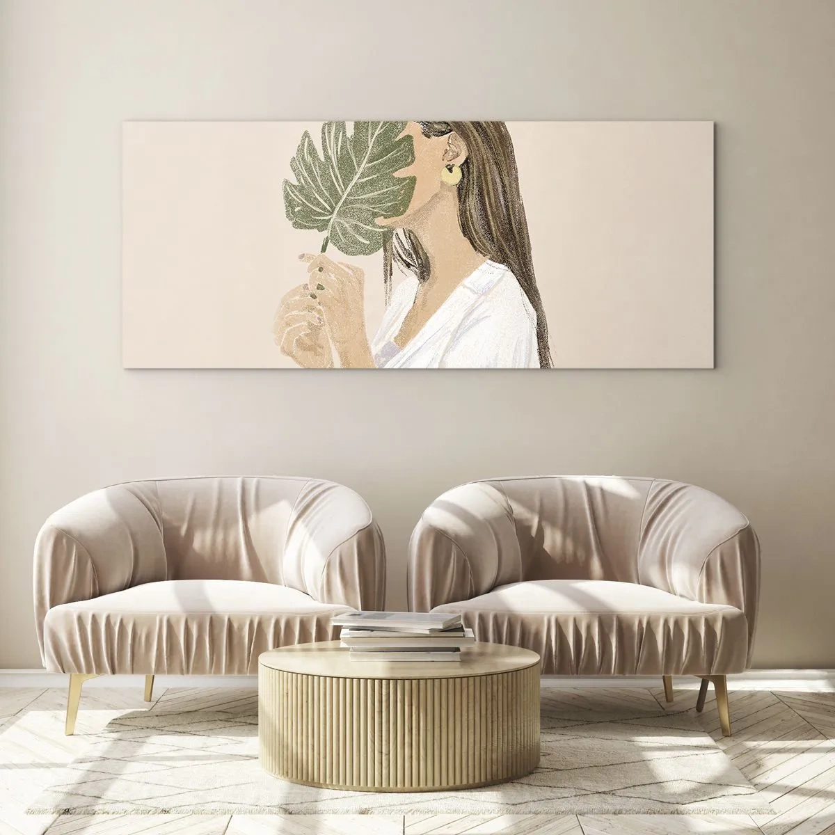 Glasbild - Bild auf glas - Porträt einer Frau mit einem Monstera-Blatt auf beigem Hintergrund - 120x50cm - Geheimnisvolles Porträt mit Fächer - Moderne Wanddekoration für Wohnzimmer und Schlafzimmer ARTTOR