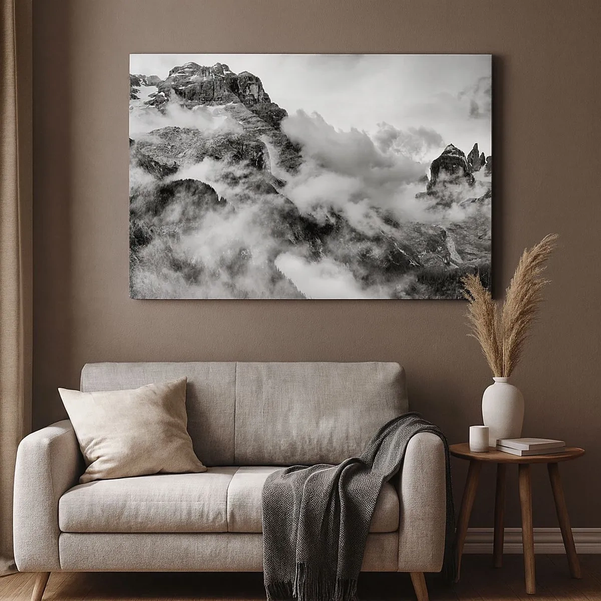 Bild auf Leinwand - Leinwandbild - Schwarz-Weiß-Ansicht der von Wolken umgebenen Berge - 70x50cm - Schön und grausam - Moderne Wanddekoration für Wohnzimmer und Schlafzimmer ARTTOR