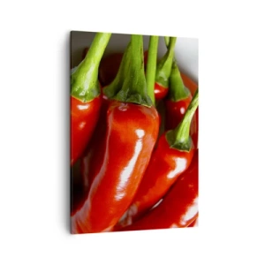 Bild auf Leinwand - Leinwandbild - Nahaufnahme von roten Chilischoten mit grünen Stielen - 50x70cm - Saftig, glänzend, glatt - Moderne Wanddekoration für Wohnzimmer und Schlafzimmer ARTTOR