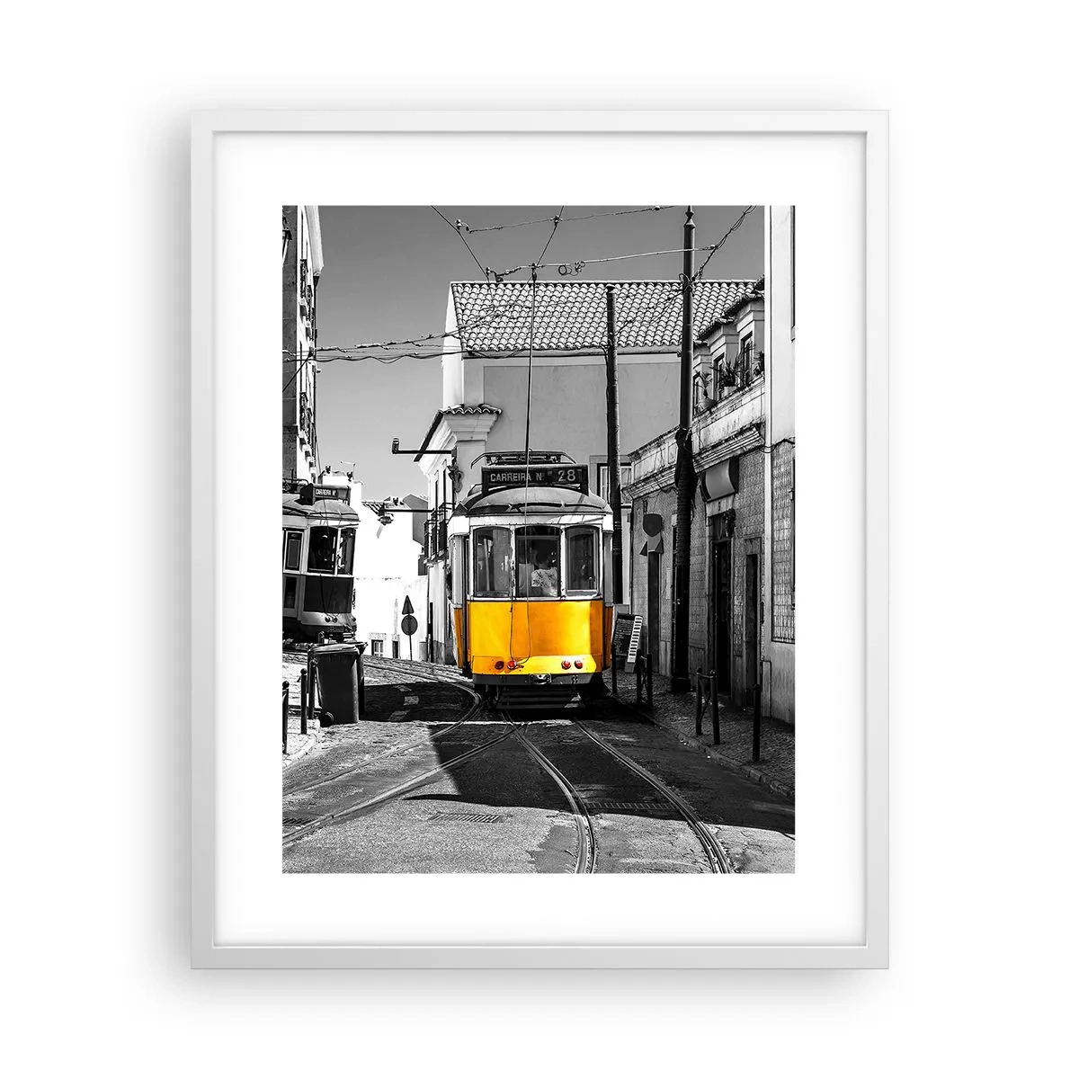 Poster in einem weißen Rahmen - Der Geist von Lissabon - 40x50 cm