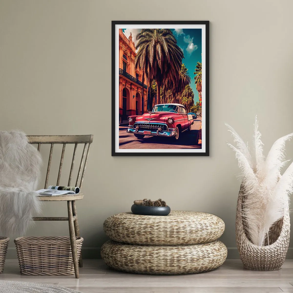 Poster in einem schwarzem Rahmen - Ein Oldtimer vor der Kulisse einer tropischen Stadt - 50x70cm - Immer noch in Havanna - Moderne Wanddekoration für Wohnzimmer und Schlafzimmer ARTTOR