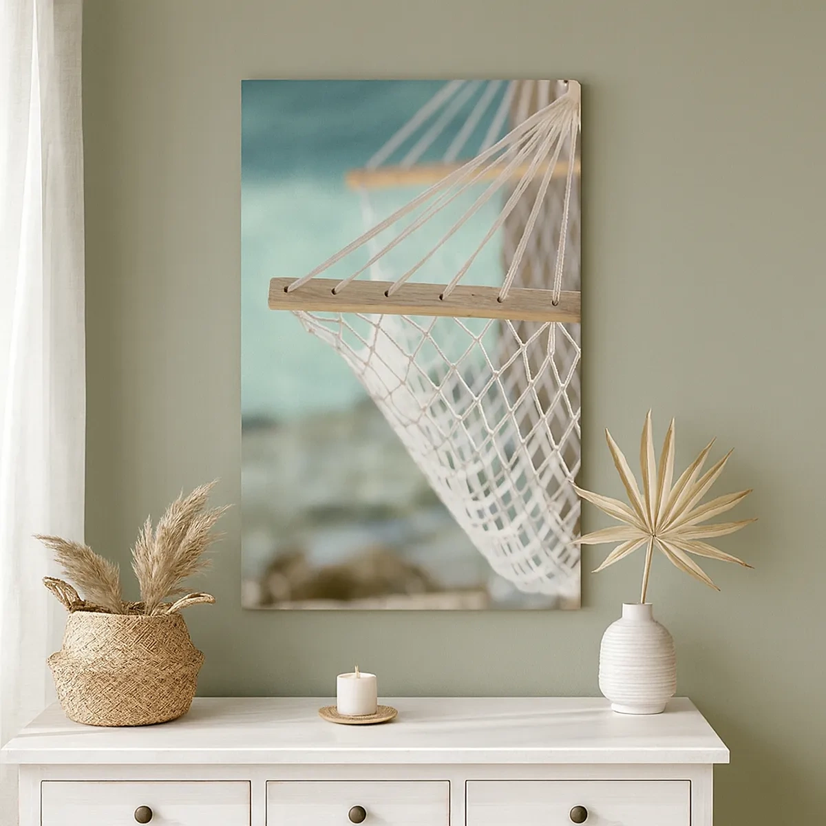 Bild auf Leinwand - Leinwandbild - Eine Hängematte mit Blick auf das türkisfarbene Wasser - 50x70cm - Zeit zum Entspannen - Moderne Wanddekoration für Wohnzimmer und Schlafzimmer ARTTOR