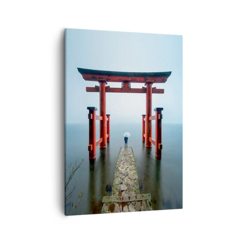 Bild auf Leinwand - Leinwandbild - Ein Torii-Tor mit Blick auf einen ruhigen See in Japan - 50x70cm - Japanische Träumerei - Moderne Wanddekoration für Wohnzimmer und Schlafzimmer ARTTOR