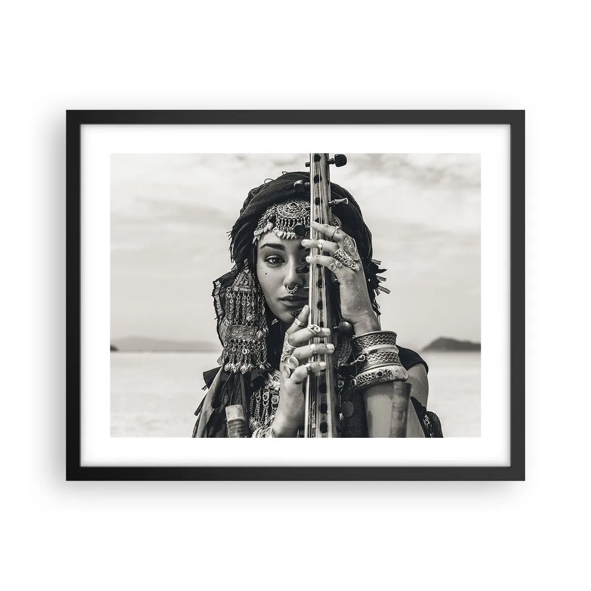 Poster in einem schwarzem Rahmen - Die Musik des Orients selbst - 50x40 cm