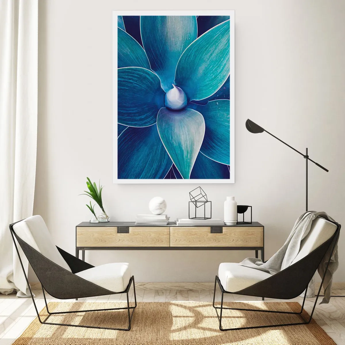 Poster - Detail einer großen Blume in Blautönen - 50x70cm - Bläulich vom Himmel - Moderne Wanddekoration für Wohnzimmer und Schlafzimmer ARTTOR