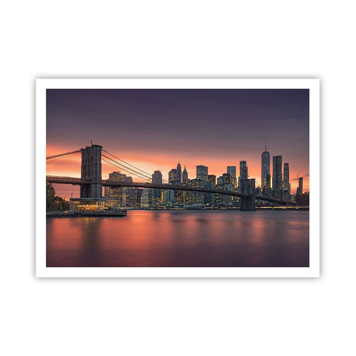 Poster - Nachtpanorama der Stadt mit einer Brücke und einem beleuchteten Himmel - 100x70cm - Eingetaucht in lila Stille - Moderne Wanddekoration für Wohnzimmer und Schlafzimmer ARTTOR