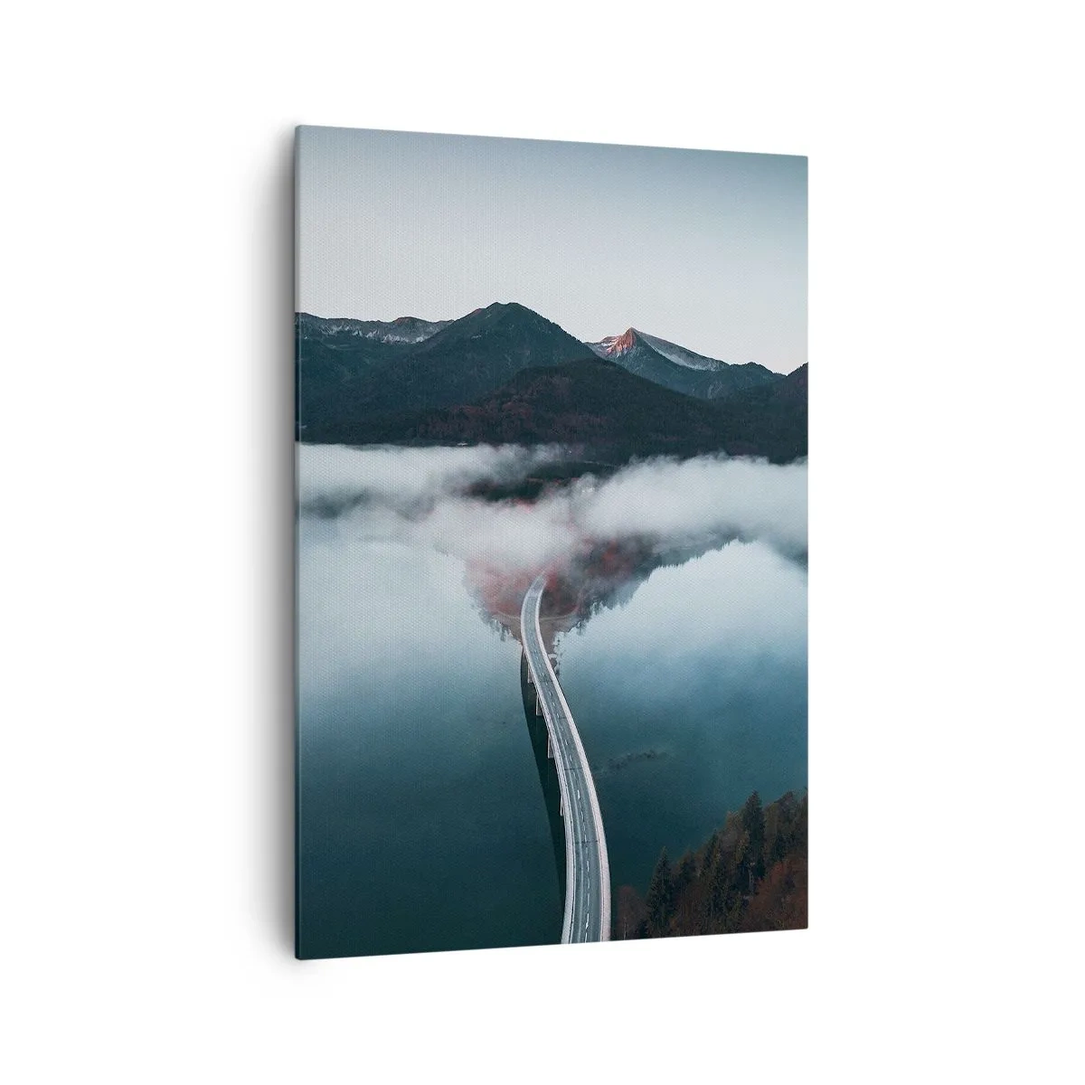 Bild auf Leinwand - Leinwandbild - Über Wasser so glatt wie ein Spiegel - 70x100 cm