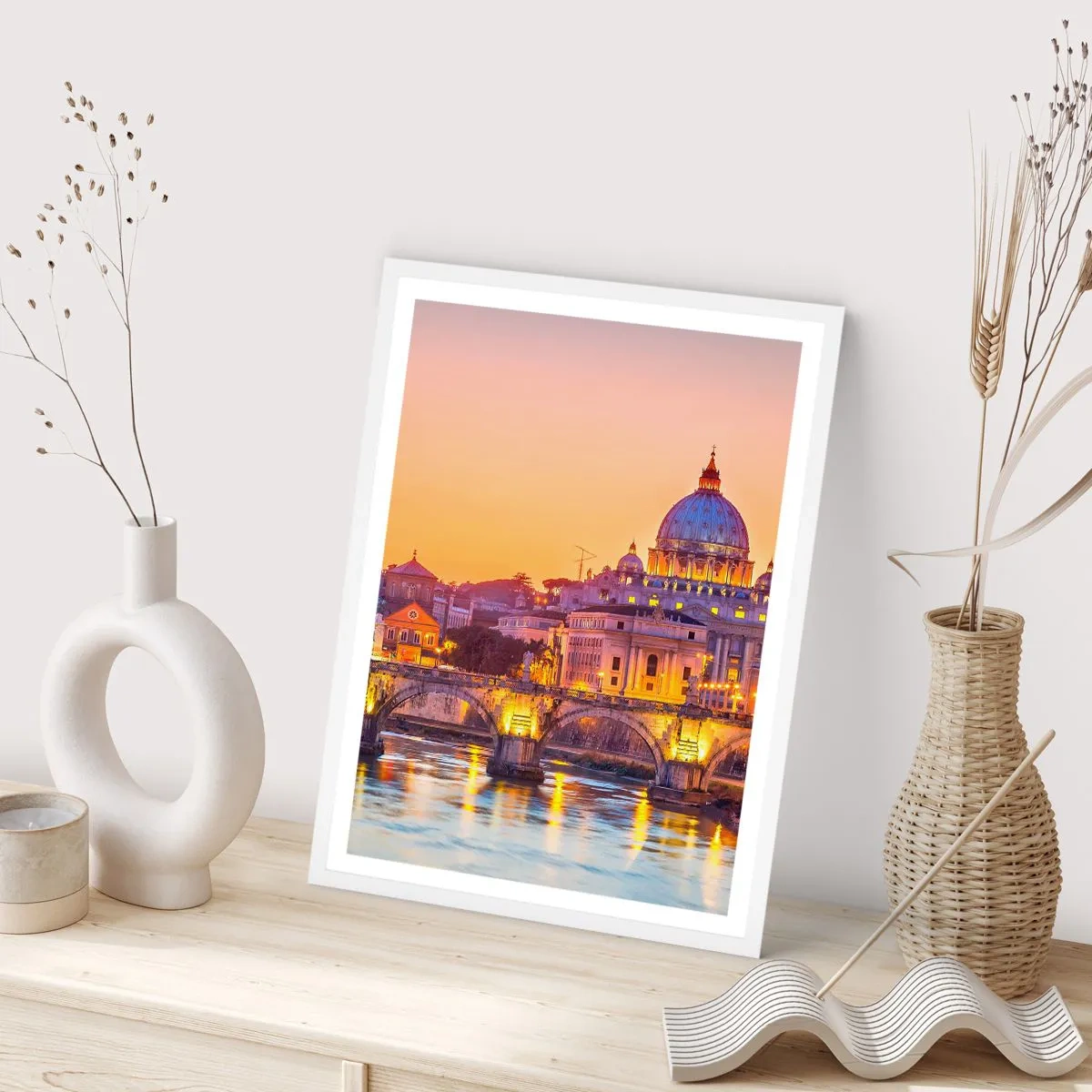 Poster in einem weißen Rahmen - Sonnenuntergang über der ewigen Stadt - 50x70 cm