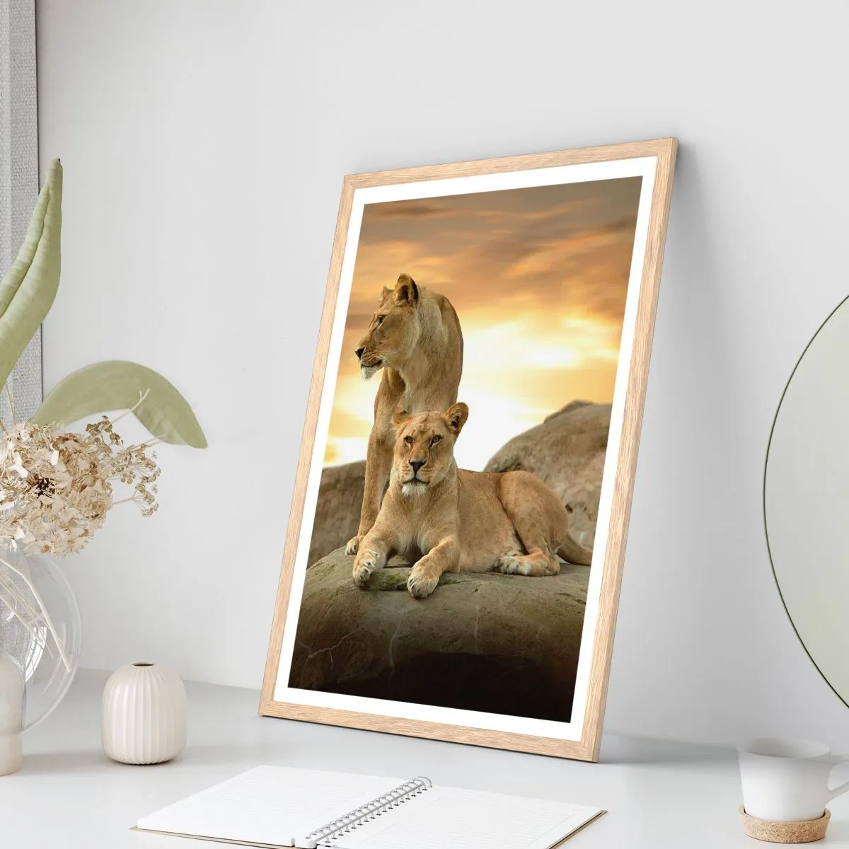 Poster in einem Rahmen aus heller Eiche - Königliche Majestät - 70x100 cm