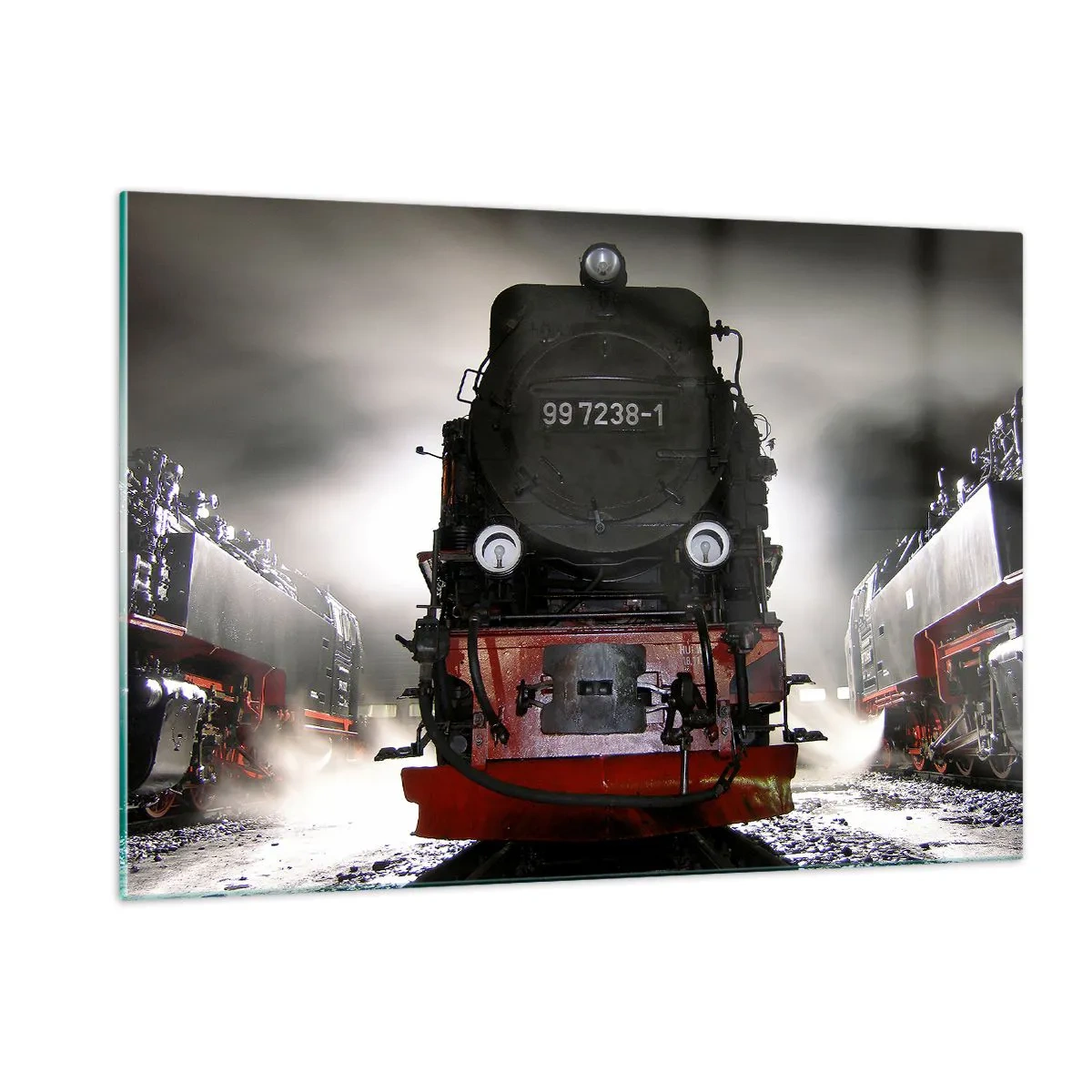 Glasbild - Bild auf glas - Eine Dampflokomotive umgeben von Dampf und Licht - 120x80cm - Er steht und keucht, seufzt und pustet - Moderne Wanddekoration für Wohnzimmer und Schlafzimmer ARTTOR