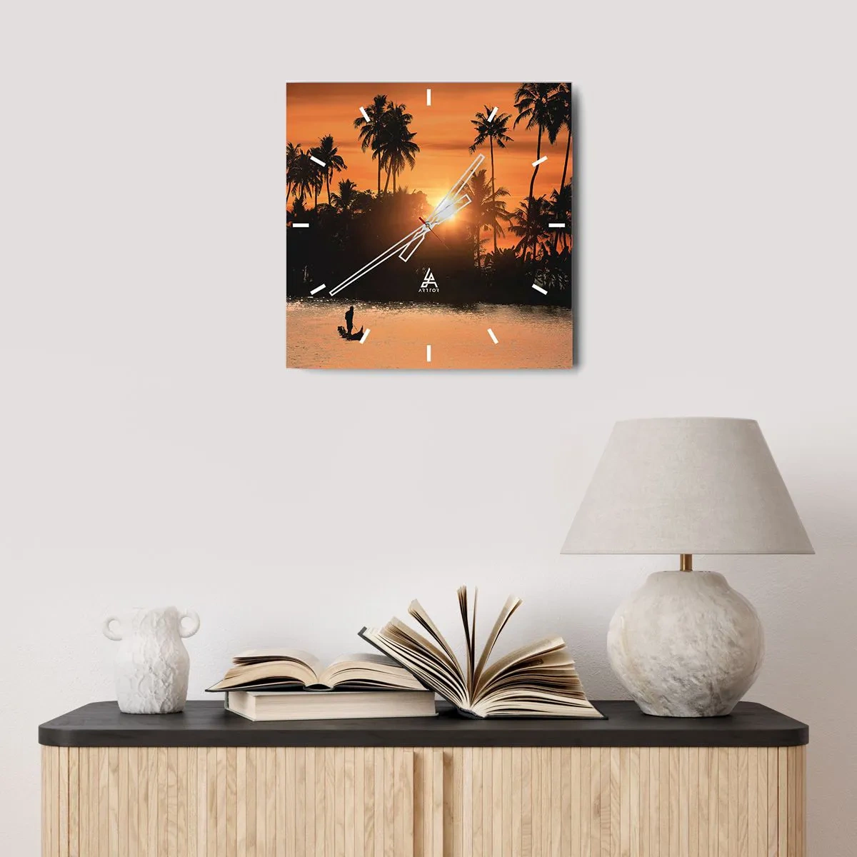 Wanduhr - Glasuhr - Sonnenuntergang über Palmen und einem ruhigen See mit einem Boot - 30x30cm - Zeit zum Entspannen - Moderne Wanddekoration für Wohnzimmer und Schlafzimmer ARTTOR