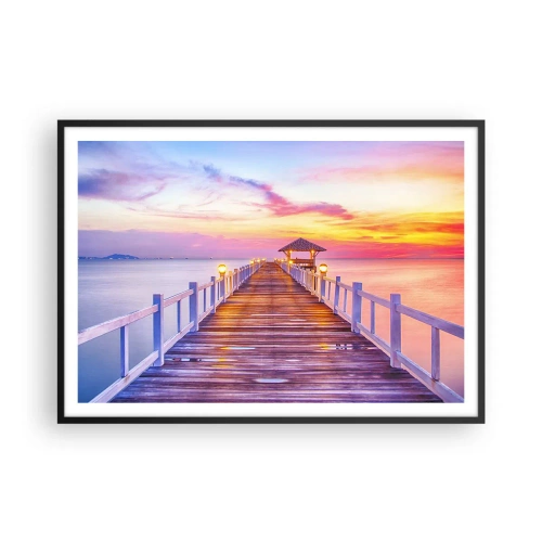 Poster in einem schwarzem Rahmen - Ein Pier über dem Wasser bei Sonnenuntergang in Pastellfarben - 100x70cm - Die lila-goldene Stille des Abends - Moderne Wanddekoration für Wohnzimmer und Schlafzimmer ARTTOR