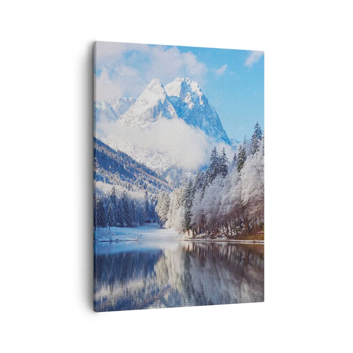 Bild auf Leinwand - Leinwandbild - Winterliche Berglandschaft mit schneebedeckten Bäumen und einem See - 50x70cm - Schneefang - Moderne Wanddekoration für Wohnzimmer und Schlafzimmer ARTTOR