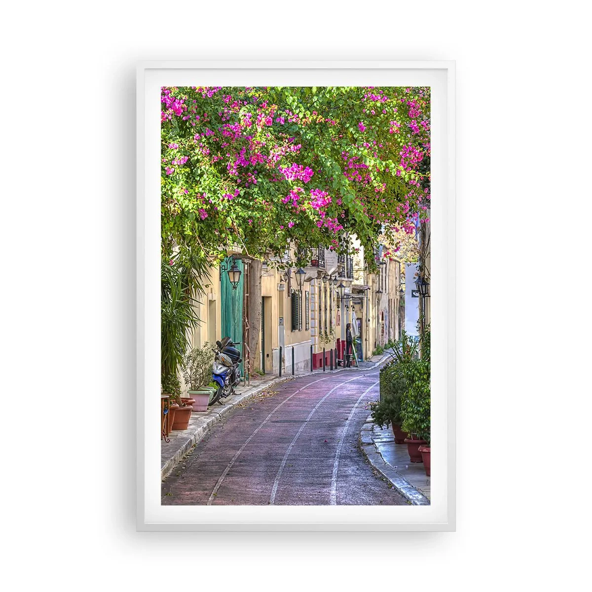 Poster in einem weißen Rahmen - Blühende Gasse - 61x91 cm