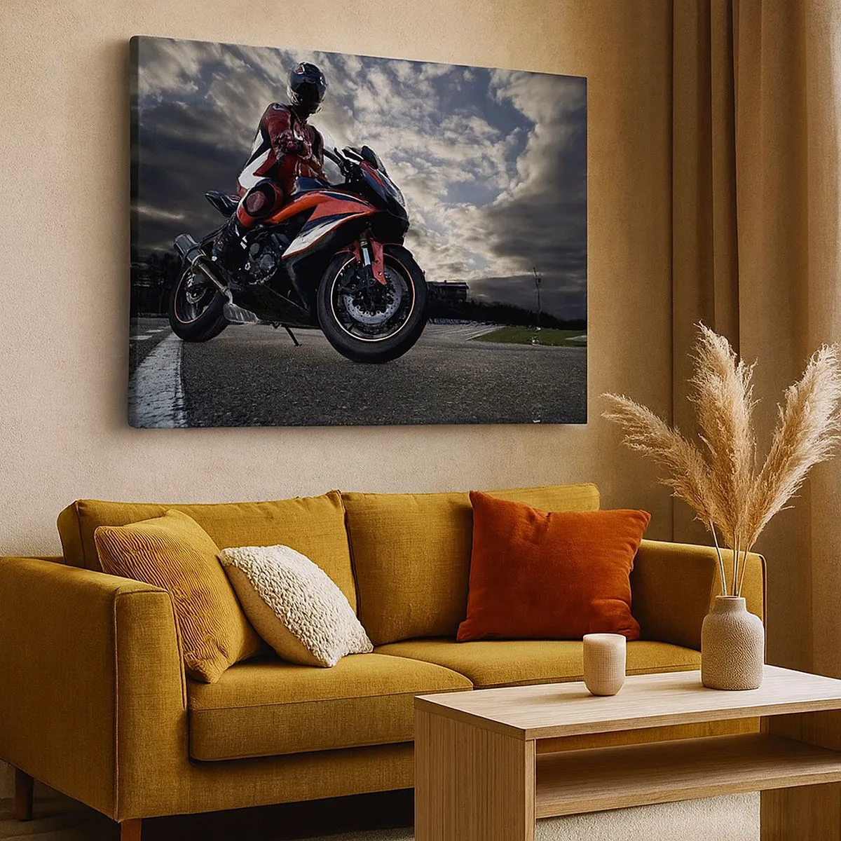Bild auf Leinwand - Leinwandbild - Ein Motorradfahrer auf einem Sportmotorrad vor bewölktem Himmel - 70x50cm - Dunkler Reiter - Moderne Wanddekoration für Wohnzimmer und Schlafzimmer ARTTOR