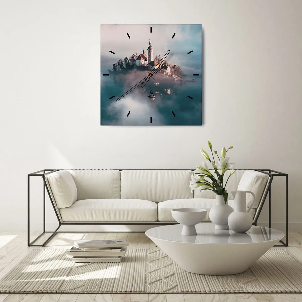 Wanduhr - Glasuhr - Eine malerische Insel mit einer im Nebel verborgenen Kirche - 30x30cm - Trauminsel - Moderne Wanddekoration für Wohnzimmer und Schlafzimmer ARTTOR