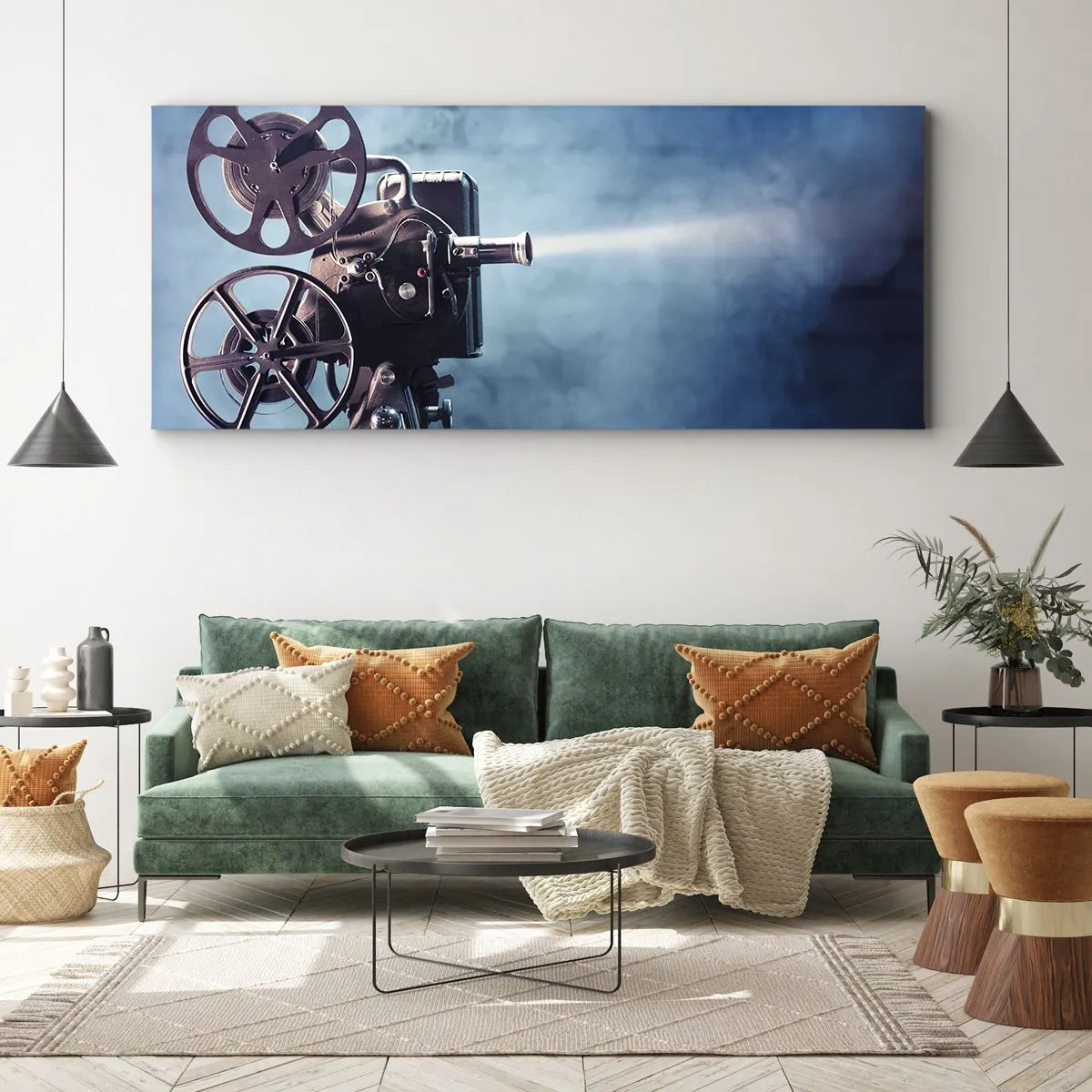 Bild auf Leinwand - Leinwandbild - Ein alter Filmprojektor wirft Licht vor einen blauen Hintergrund - 140x50cm - Im alten Kino - Moderne Wanddekoration für Wohnzimmer und Schlafzimmer ARTTOR
