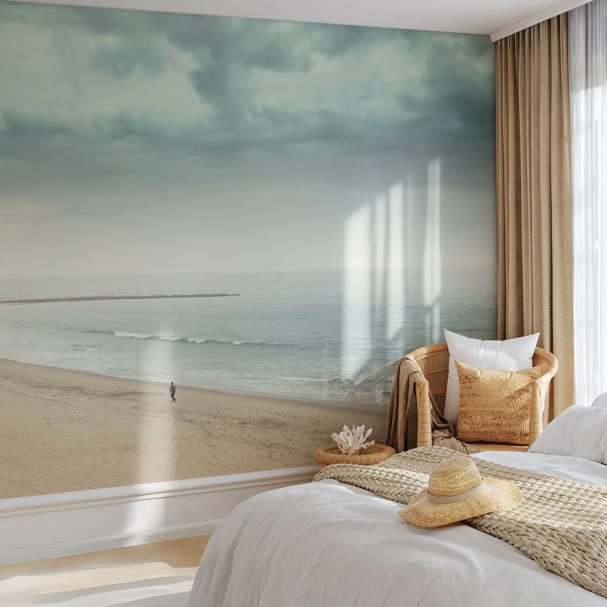 Fototapete Premium Sand - Eine Gestalt schlendert unter einem bewölkten Himmel an einem leeren Strand entlang. - 100x70cm - Auf der Suche nach Frieden - Moderne Wanddekoration für Wohnzimmer und Schlafzimmer ARTTOR