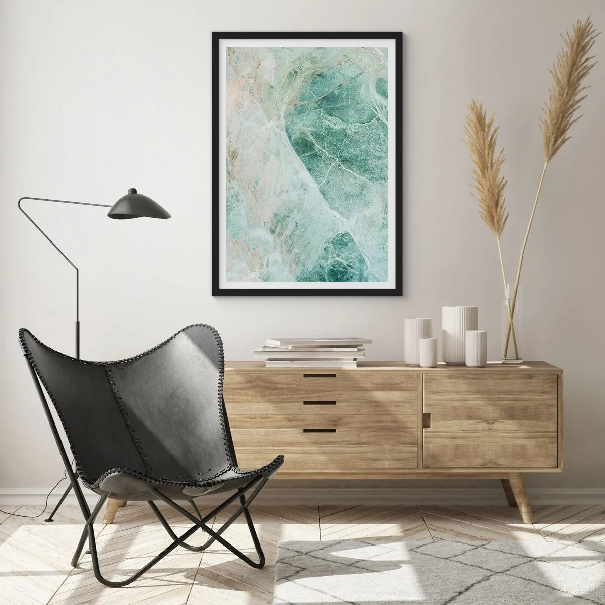 Poster in einem schwarzem Rahmen - Grüne Marmorstruktur mit zarten weißen Adern - 50x70cm - Edle Kälte des Steins - Moderne Wanddekoration für Wohnzimmer und Schlafzimmer ARTTOR