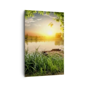Bild auf Leinwand - Leinwandbild - Grüne Landschaft mit einem See bei Sonnenuntergang - 80x120cm - Landschaft in einem grünen Rahmen - Moderne Wanddekoration für Wohnzimmer und Schlafzimmer ARTTOR
