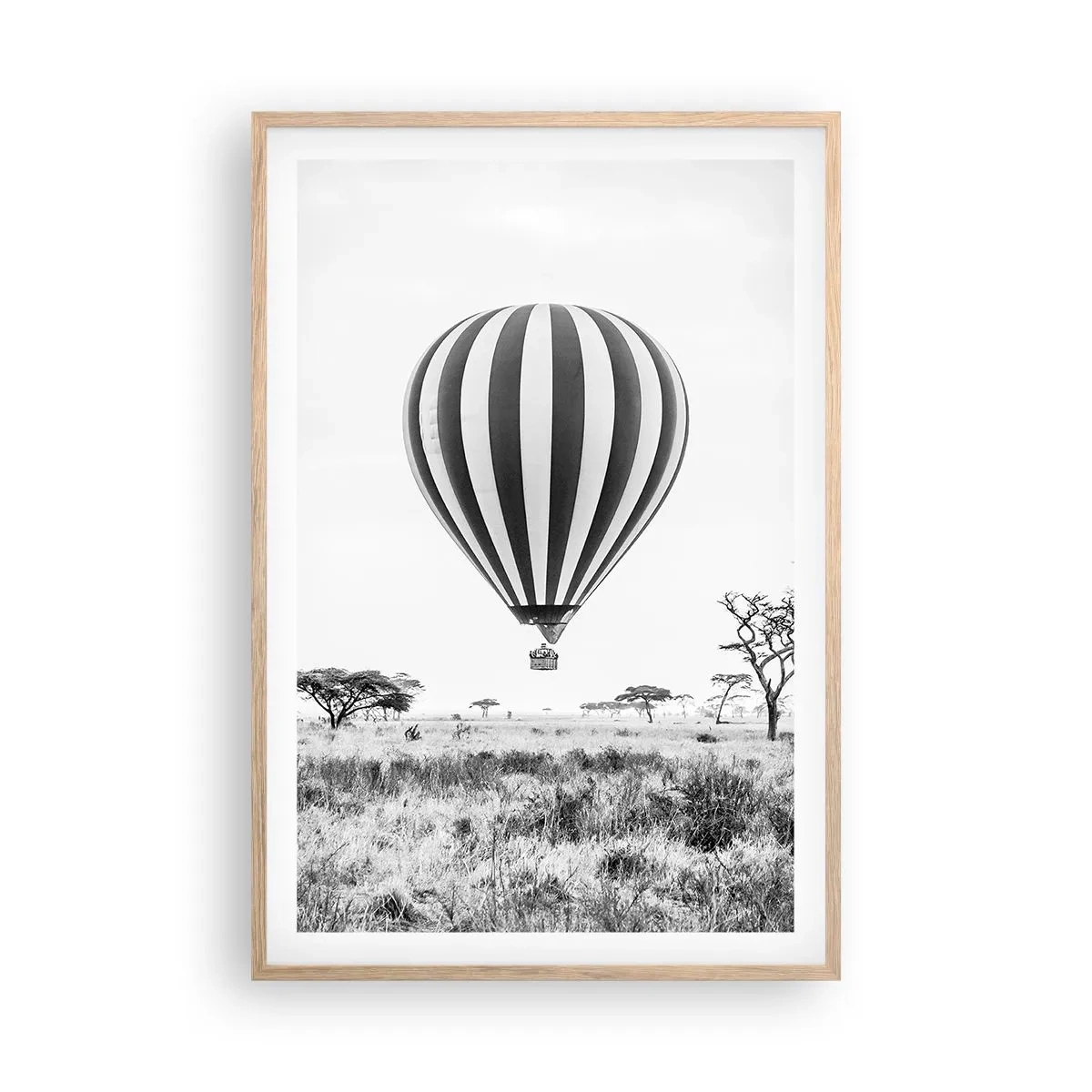 Poster in einem Rahmen aus heller Eiche - Über der Savanne - 61x91 cm