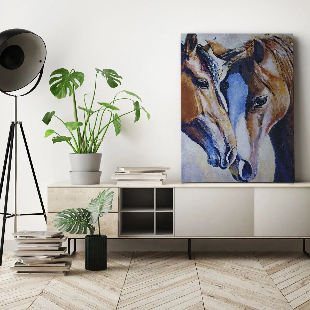 Bild auf Leinwand - Leinwandbild - Eine bildliche Darstellung von zwei Pferden in einer freundlichen Umgebung. - 70x100cm - Ist es Freundschaft? ist es baby - Moderne Wanddekoration für Wohnzimmer und Schlafzimmer ARTTOR