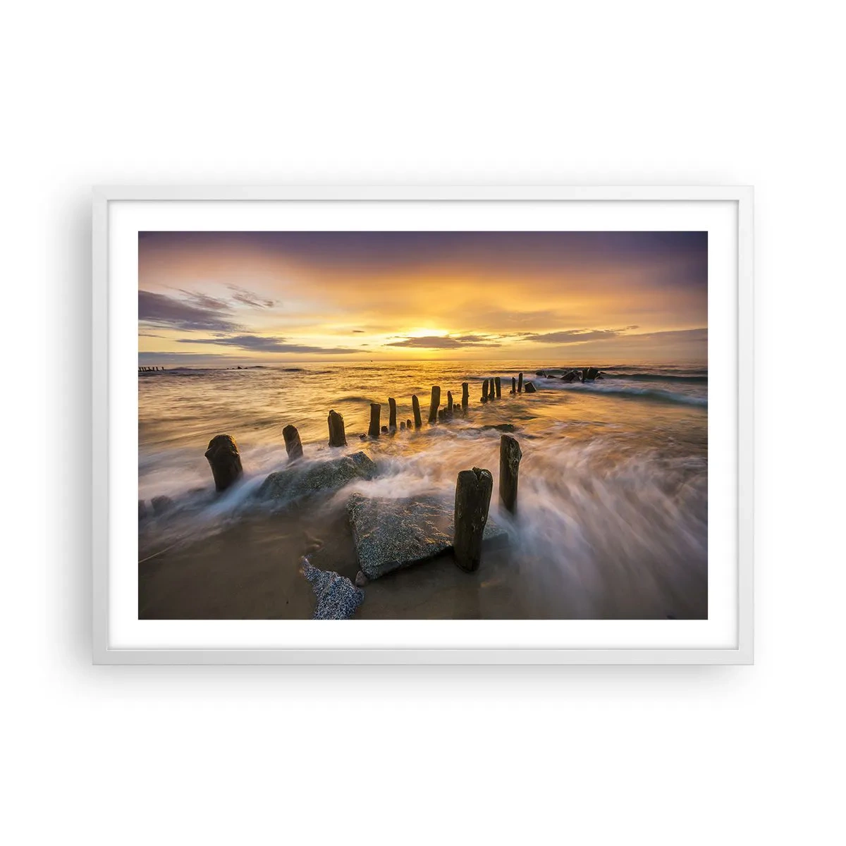 Poster in einem weißen Rahmen - Die raue Schönheit der Ostsee - 70x50 cm